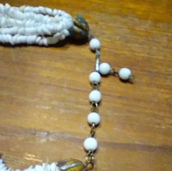 Vintage Multi-Strand Shell Necklace, White, 15 Inches, 2.5 Inch Extension - Picture 7 of 8